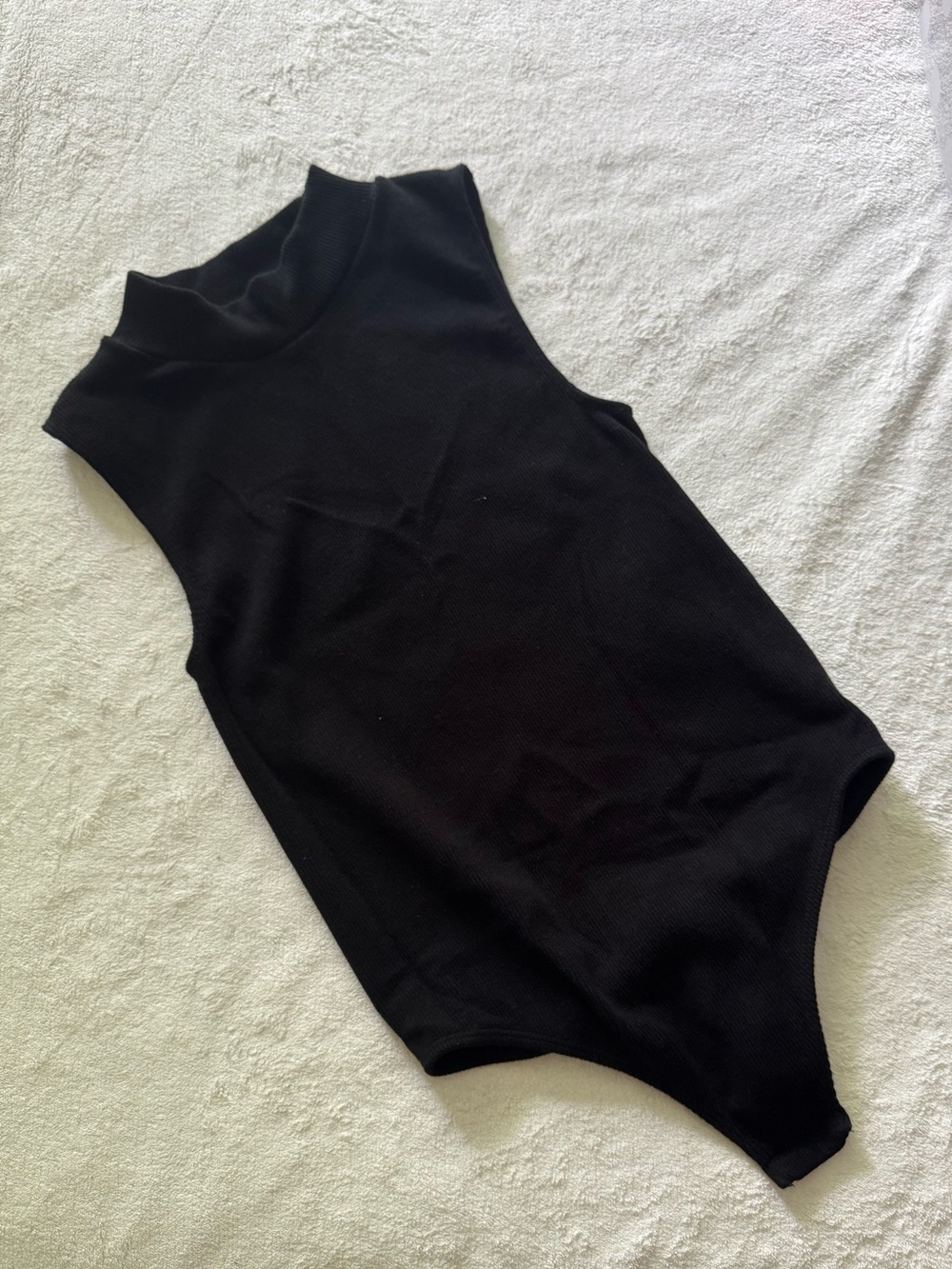 Ribbed mock neck bodysuit size M